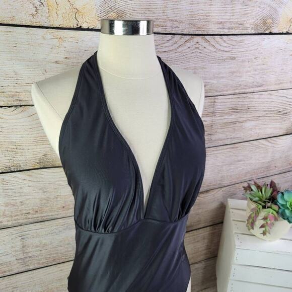 Brave Soul Women's Black Plunge Fitted Halter Swimsuit Size 16‎ NT - Picture 3 of 7